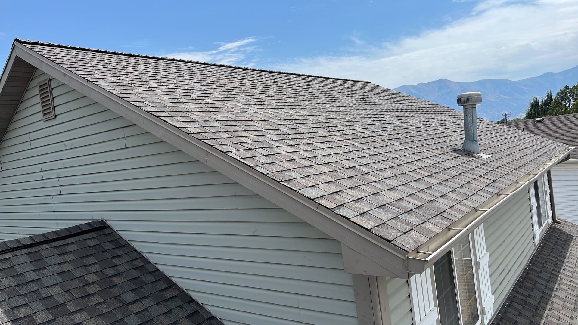 Gallery photos for Full Shingle Replacement on a Tremonton Home: Image #2